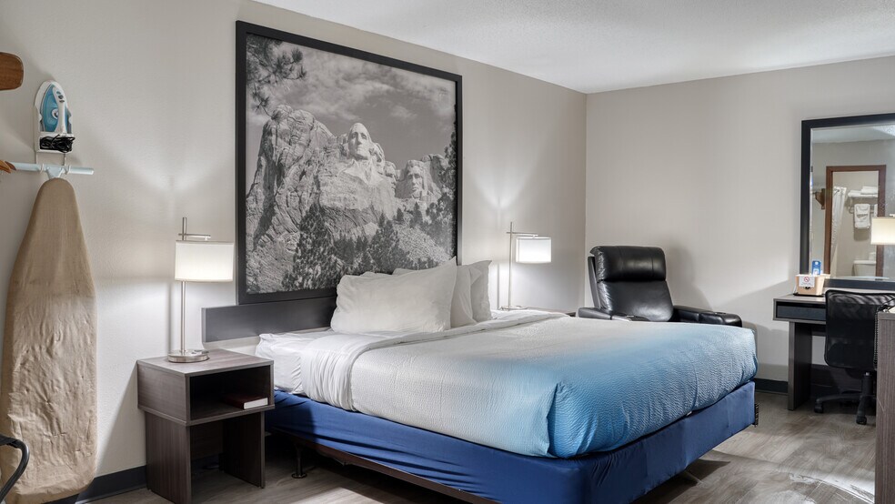 More Photos Of 2600 Whitewood Service Rd, Sturgis Hotel For Sale