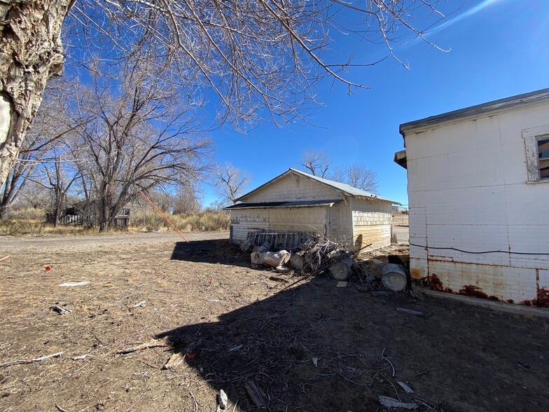 More Photos Of 25 Fremont St, Lysite General Retail For Sale