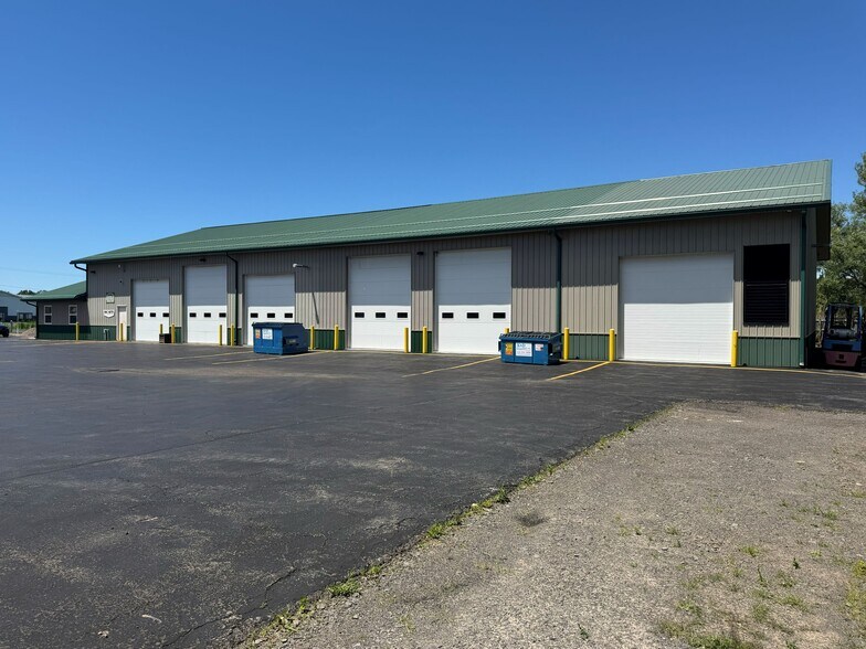 More Photos Of 6360 Dean Pky, Ontario Distribution For Sale