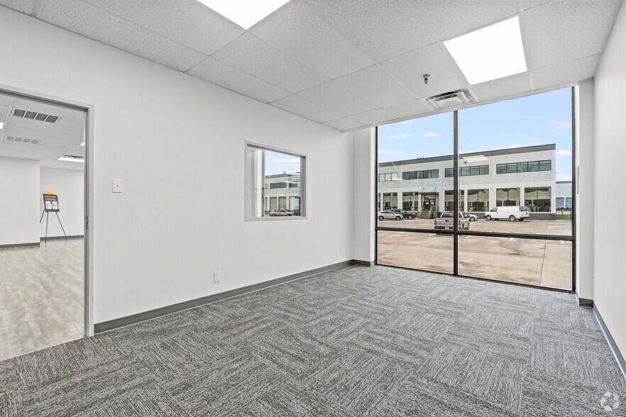 More Photos Of 754 Port America Pl, Grapevine Unknown For Lease