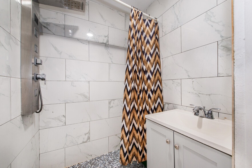 More Photos Of 357 16th Ave, Irvington Storefront Retail Residential For Sale