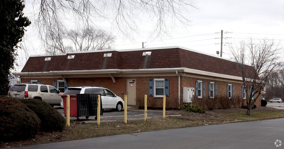More Photos Of 44 N Girls School Rd, Indianapolis Office For Sale