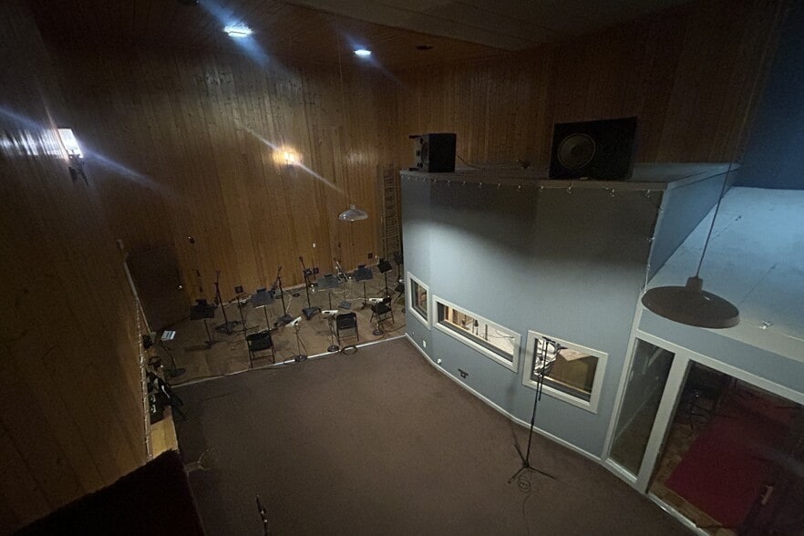 More Photos Of 2808 Azalea Pl, Nashville Loft Creative Space For Sale