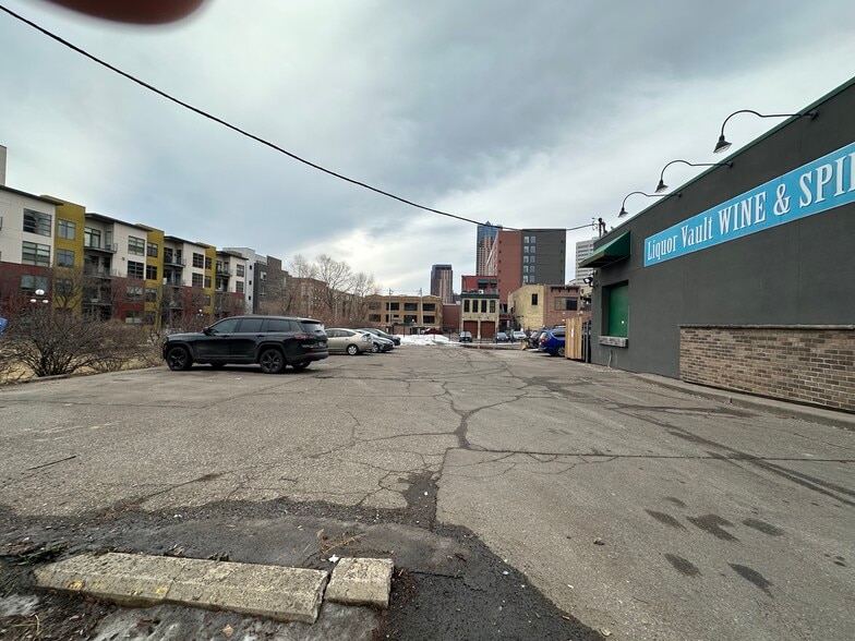 More Photos Of 170 E 10th St E, Saint Paul Freestanding For Lease