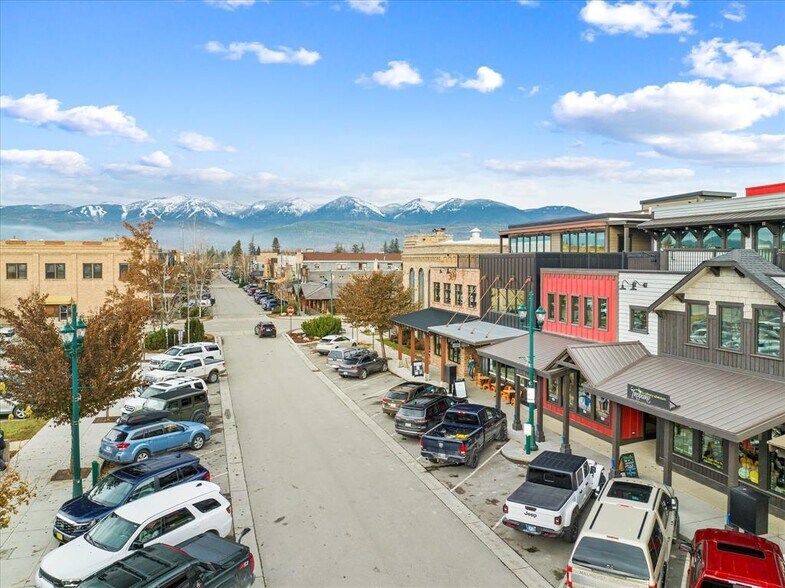 More Photos Of 317 Central Ave, Whitefish Storefront For Sale