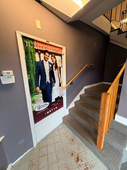 More Photos Of 1875 Main St, Tewksbury Storefront For Lease