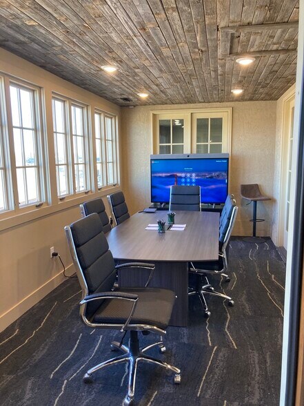 More Photos Of 1531 E Bradford Pky, Springfield Medical For Sale