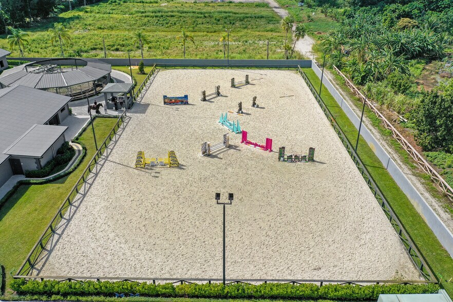 More Photos Of 2625 SW 148th Ave, Davie Horse Stables For Sale