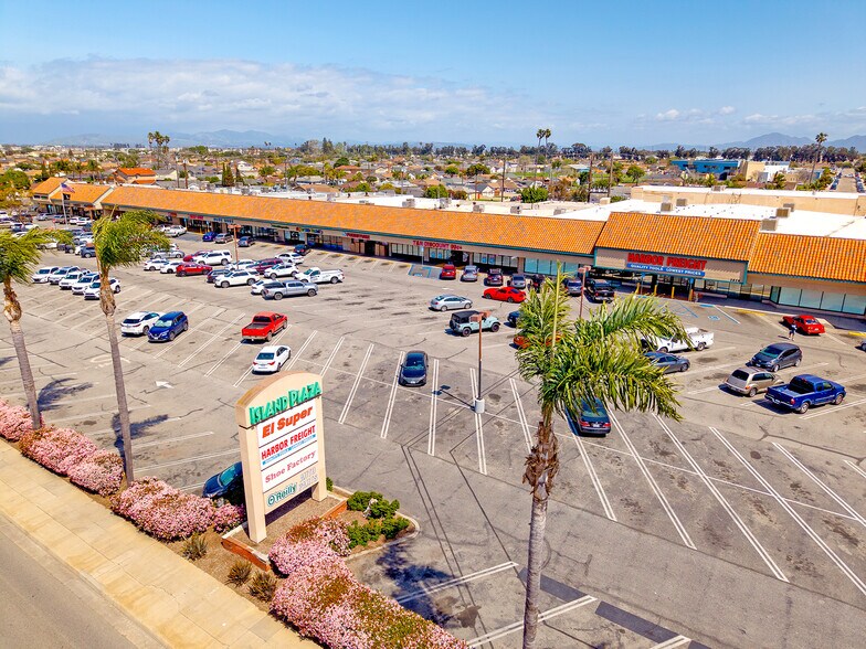 More Photos Of 2500-2818 Saviers Rd, Oxnard Unknown For Lease