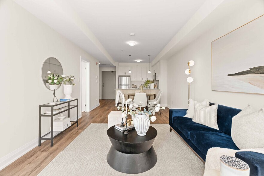 More Photos Of 600 Sunningdale Rd E, London Apartments For Lease