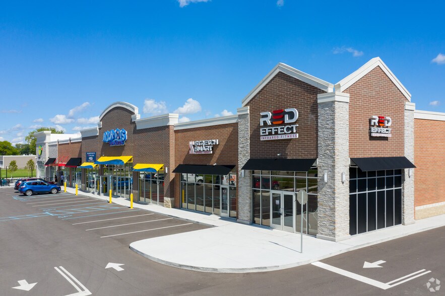 More Photos Of 21611-21631 Allen Rd, Woodhaven Freestanding For Lease