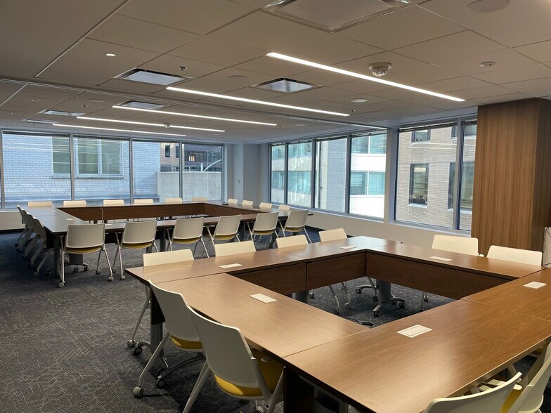 More Photos Of 1750 H St NW, Washington Office For Lease