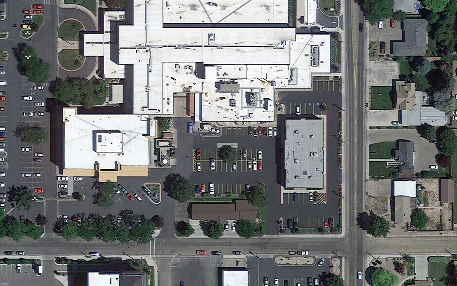 More Photos Of 1818 S 10th Ave, Caldwell Medical For Lease