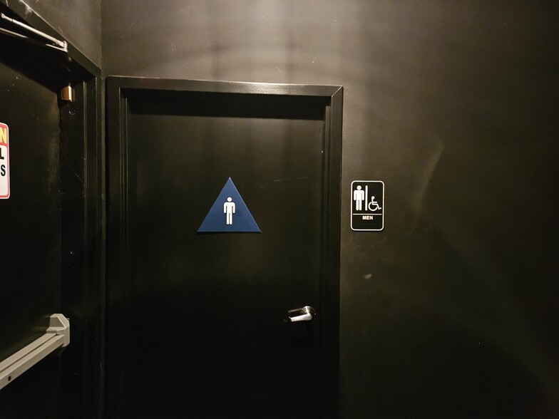 More Photos Of 601-611 H St, Modesto Storefront For Sale