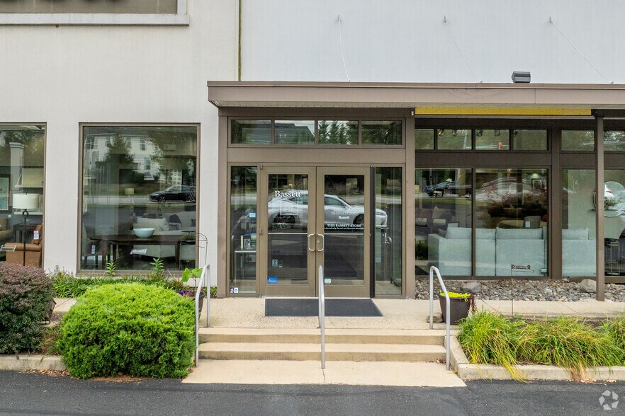 More Photos Of 578 Bethlehem Pike, Colmar Storefront For Sale