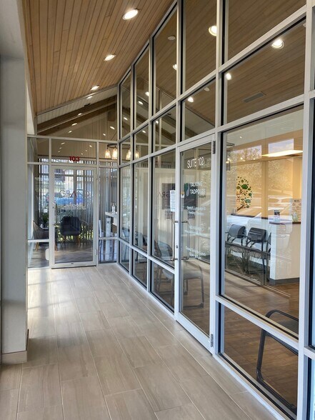 More Photos Of 114 Sproles Dr, Benbrook Medical For Sale