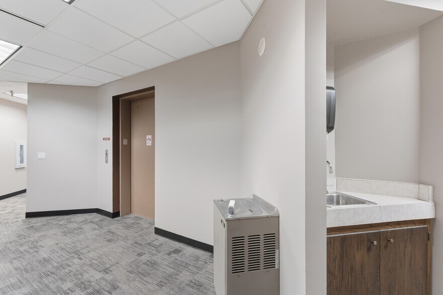 More Photos Of 403 4TH St NW, Bemidji Medical For Lease