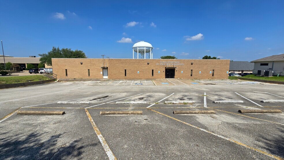 More Photos Of 2408 S 37th St, Temple Office For Sale