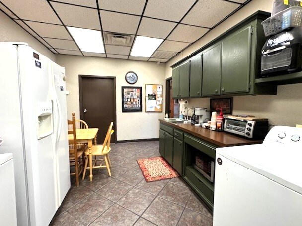 More Photos Of 9414 Westgate Rd, Oklahoma City Office For Sale