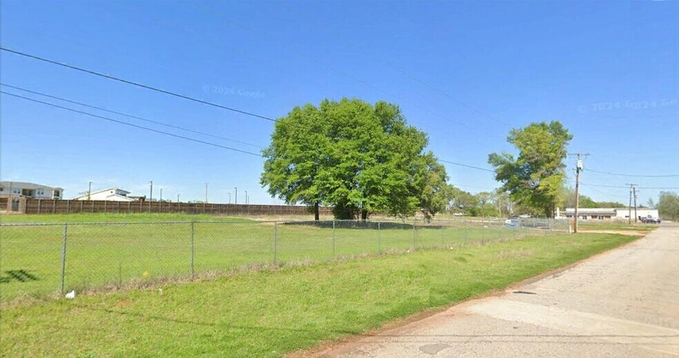 More Photos Of 6003 N Loop 256, Palestine Land For Sale