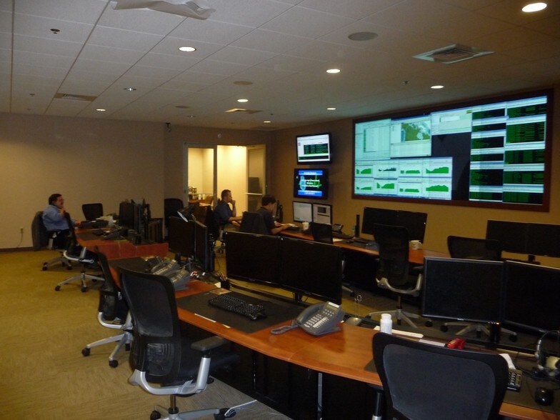 More Photos Of 637 Davis Dr, Morrisville Research And Development For Lease