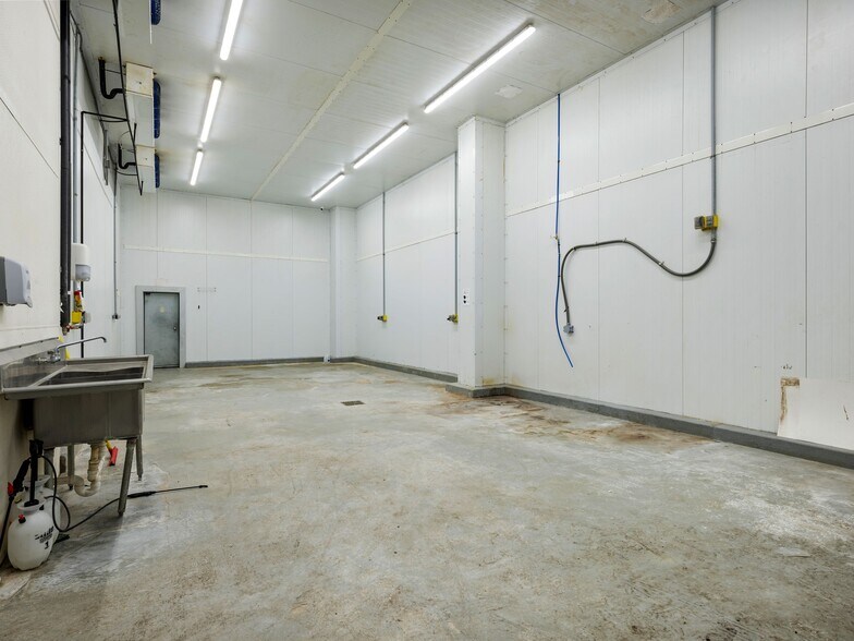 More Photos Of 6411 Highway 90 E, Knippa Refrigeration Cold Storage For Sale