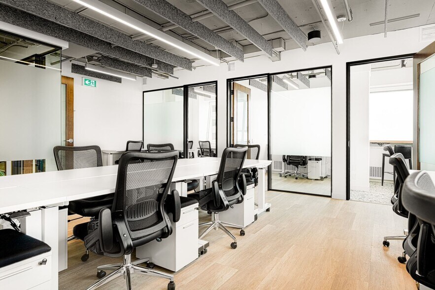 More Photos Of 222-230 Queen St, Ottawa Coworking Space