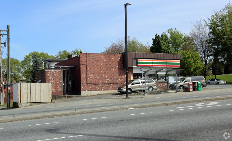 More Photos Of 4894 Knight St, Vancouver Convenience Store For Sale