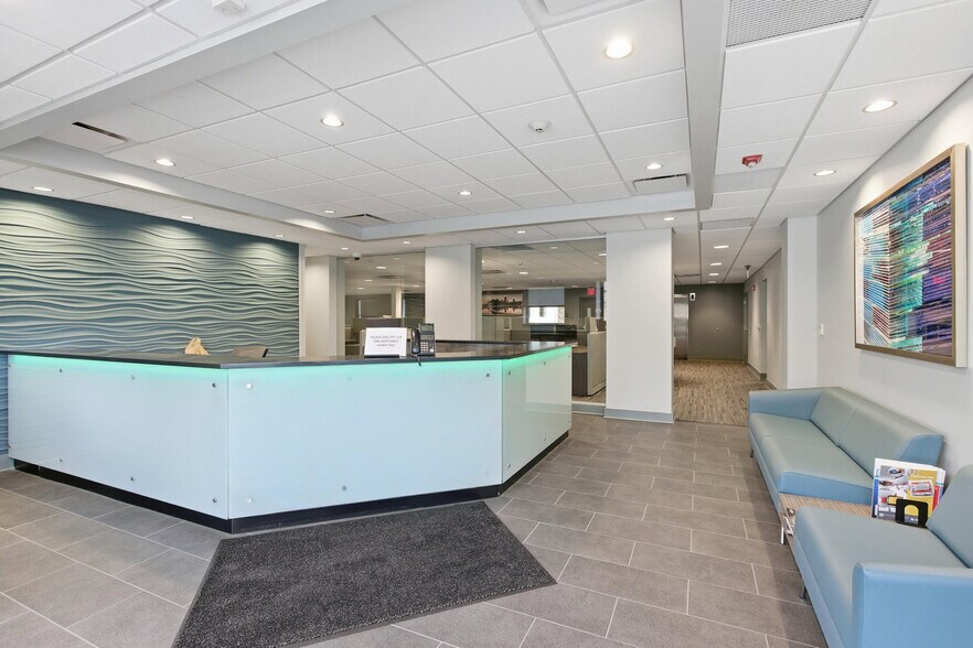 More Photos Of 3009 Washington Rd, McMurray Office For Sale