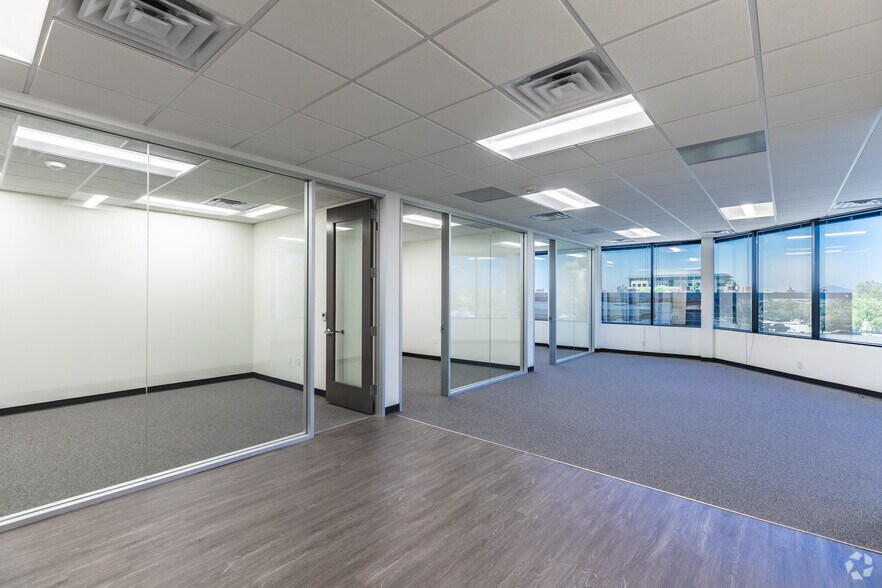 More Photos Of 5675 Ruffin Rd, San Diego Office For Lease