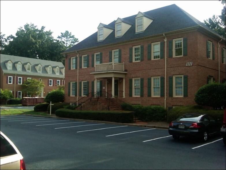 More Photos Of 1111 Cambridge Sq, Alpharetta Office Residential For Sale