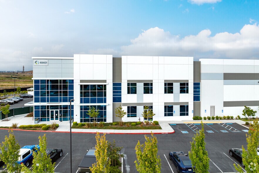 More Photos Of 48401 Fremont Blvd, Fremont Warehouse For Lease