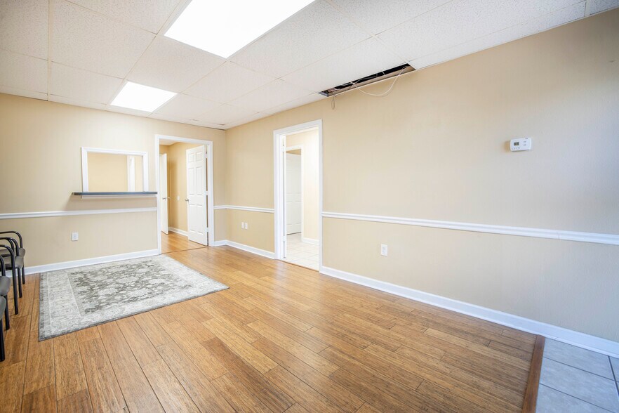 More Photos Of 7212 US Highway 19, New Port Richey Office For Sale