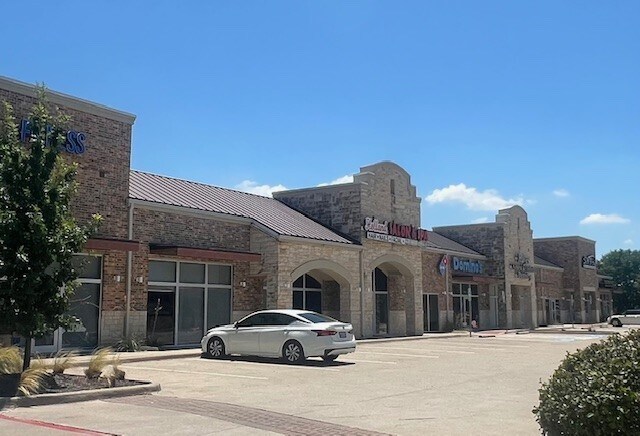 More Photos Of 717 N Holland Rd, Mansfield Freestanding For Lease