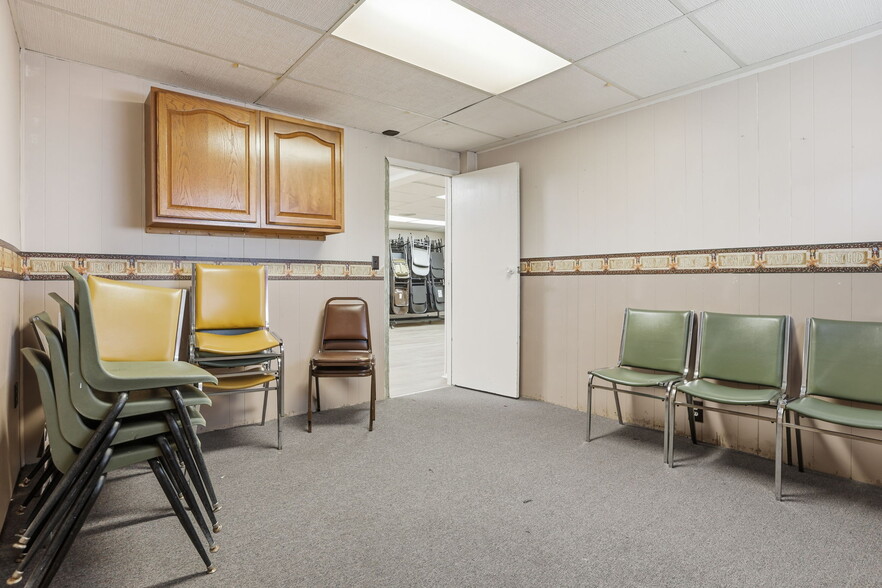 More Photos Of 768 S Broad St, Lancaster Religious Facility For Sale