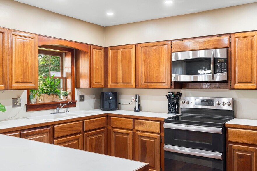 More Photos Of 1056 Reynolds Rd, De Leon Springs Specialty For Sale