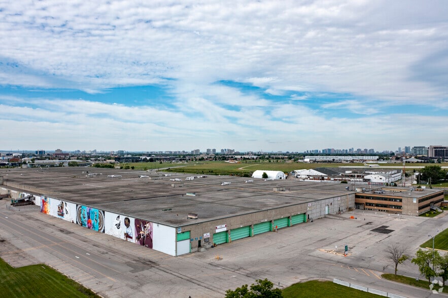 More Photos Of 40 Carl Hall Rd, Toronto Warehouse For Lease