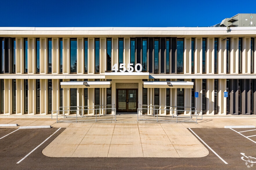 More Photos Of 4600 W 77th St, Edina Unknown For Lease