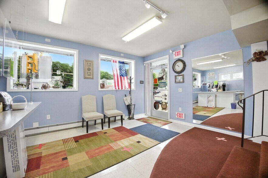 More Photos Of 83 Limekiln Pike, Glenside Storefront Retail Residential For Sale