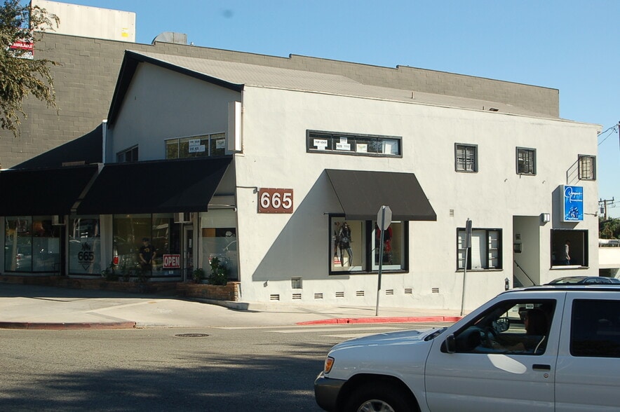 Primary Photo Of 872 Huntley Dr, West Hollywood General Retail For Lease