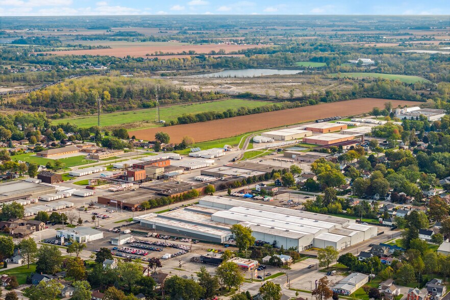 More Photos Of 111 St St Arnaud, Amherstburg Industrial For Lease