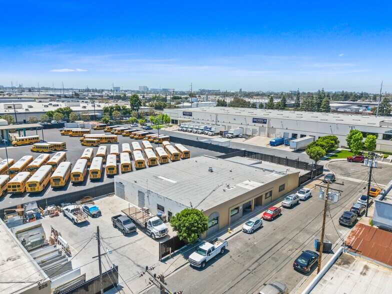 More Photos Of 1024-1026 E Arlee Pl, Anaheim Warehouse For Sale