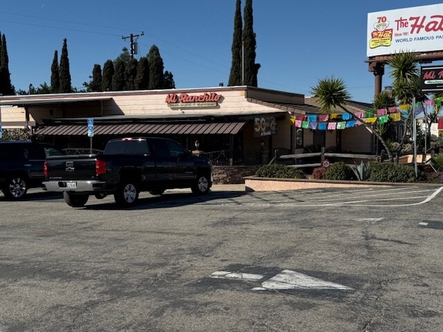 More Photos Of 1964 W Foothill Blvd, Upland Restaurant For Sale