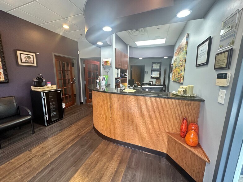 More Photos Of 342 N Main St, Alpharetta Office For Lease