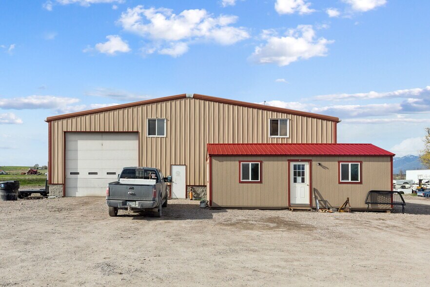 More Photos Of 34830 E Post Creek Rd, Saint Ignatius Manufacturing For Sale