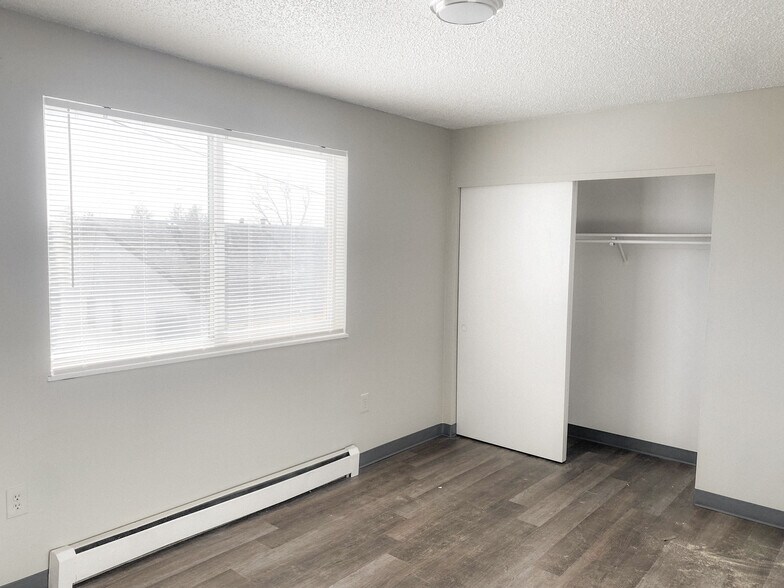 More Photos Of 730 Mather St, Brighton Apartments For Sale