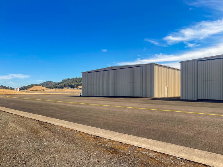 More Photos Of 2815 NW Aviation Dr, Roseburg Warehouse For Sale