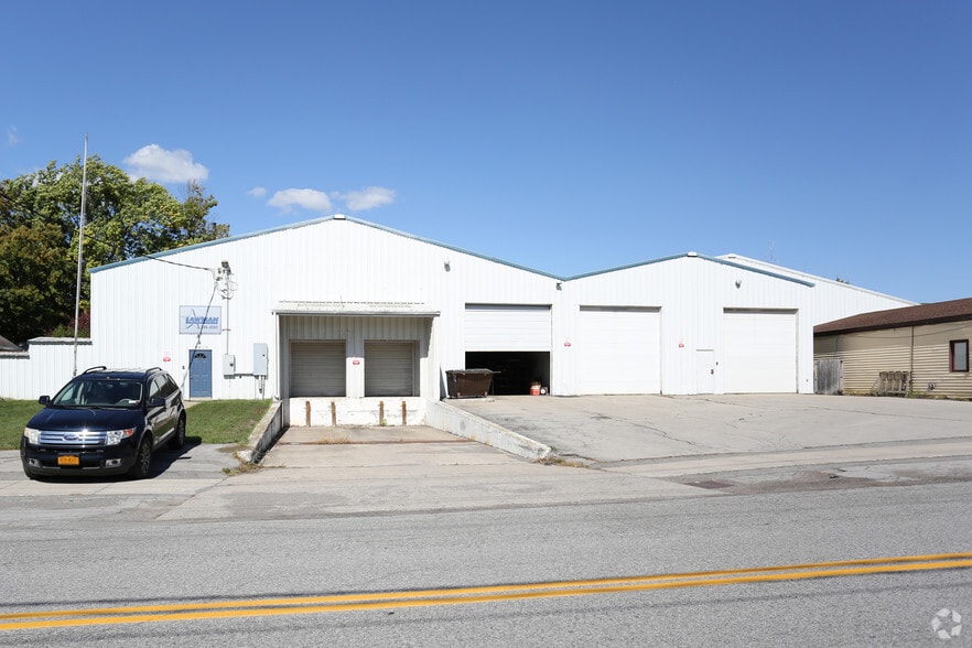 Primary Photo Of 5813 Stone Hill Rd, Lakeville Warehouse For Sale