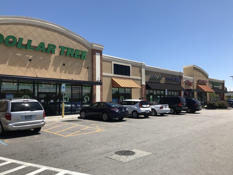More Photos Of 2800 Gillespie St, Fayetteville General Retail For Sale