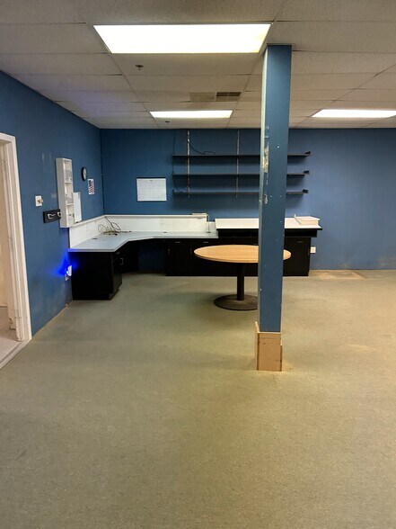 More Photos Of 51 Willow St, Washington Industrial For Sale
